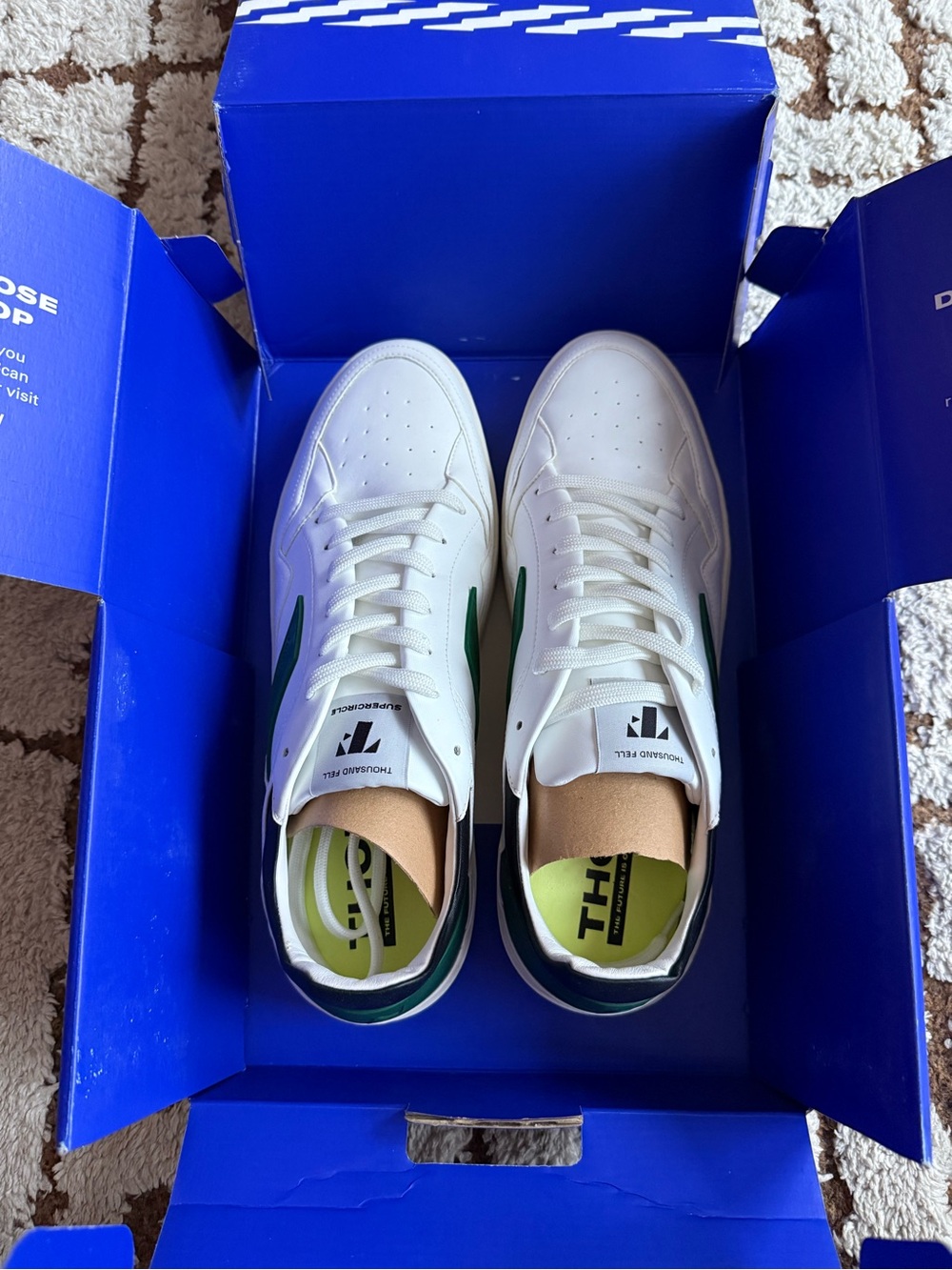 NIB! Thousand Fell Wht, Blk & Green (Stain/Odor Resistant!) Court Sneakers, 11M